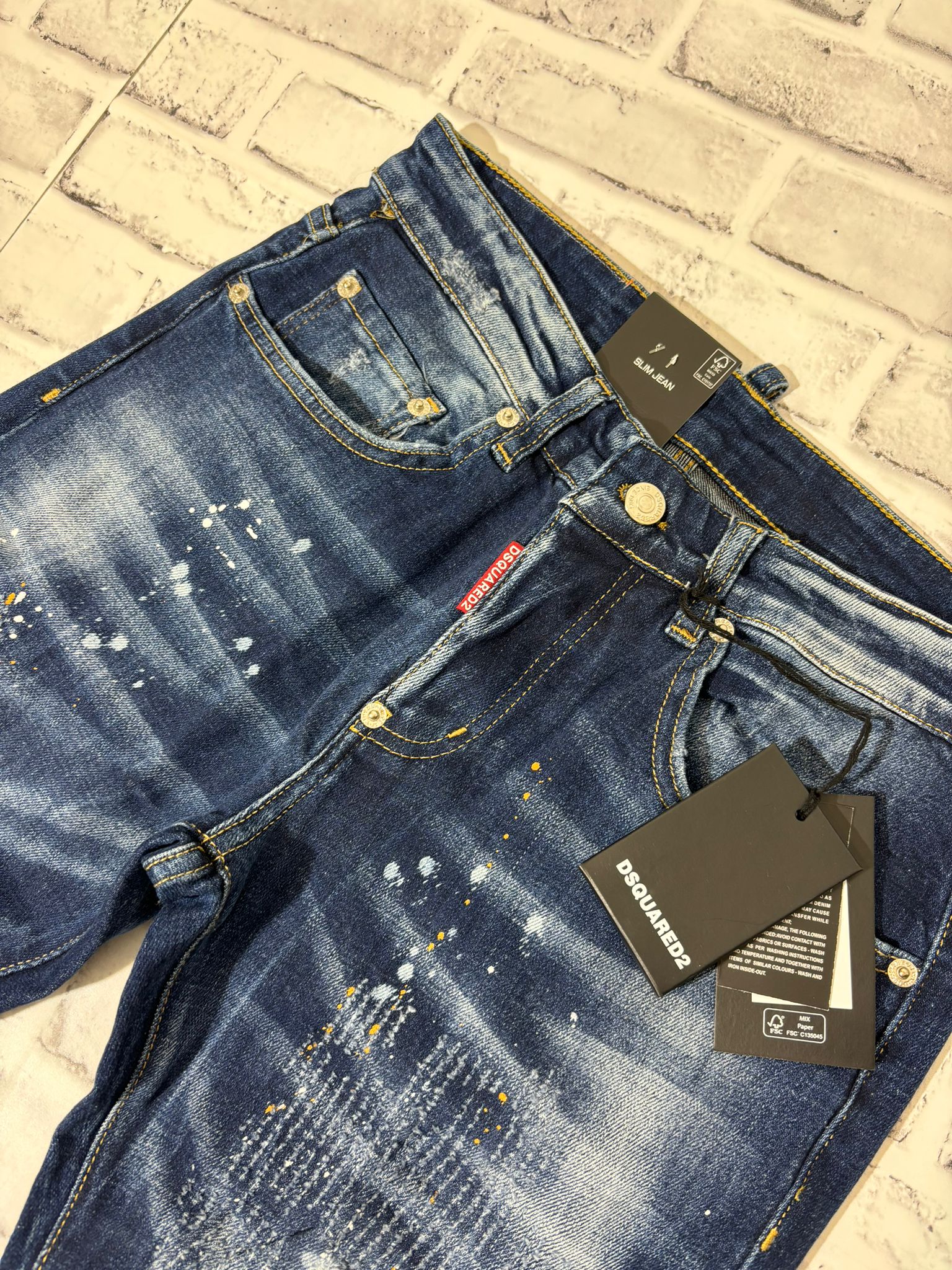 Blugi D2 552